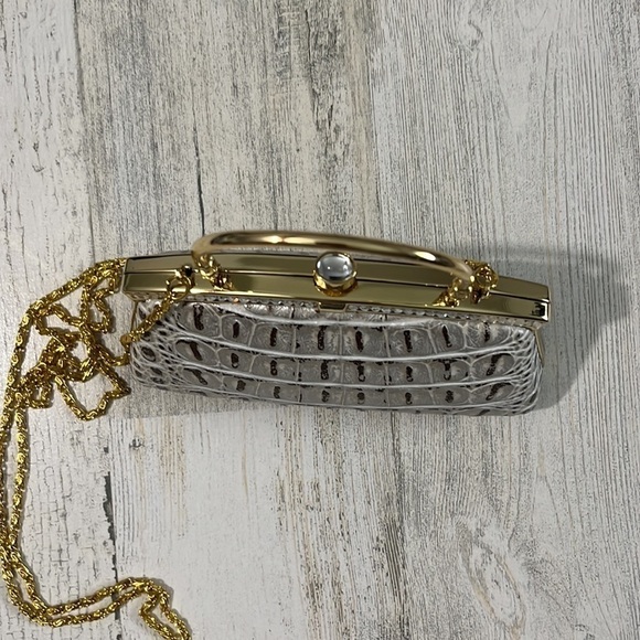 Elegant Gold and Silver Mini Bag - Picture 4 of 10